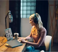 AKG Lyra ön panel kontrol düğmeleri